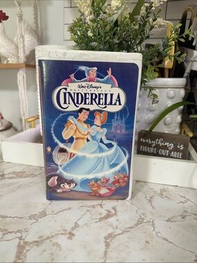 Cinderella Back Cover Artwork — Blue, White & Red